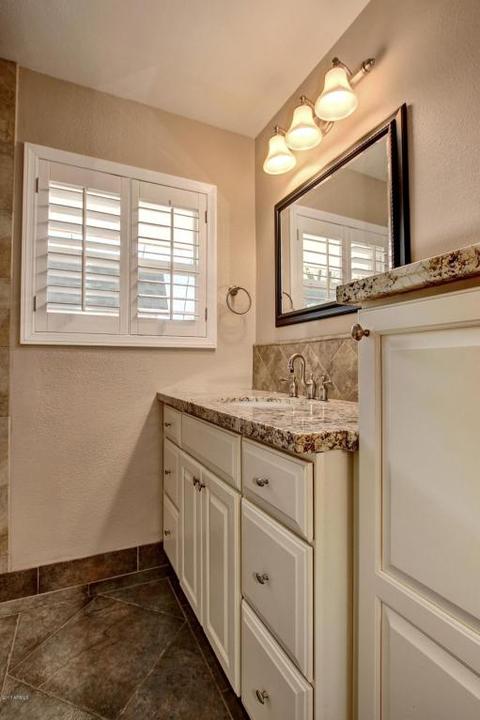 8012 N 14th Ave, Phoenix, AZ 85021 photo 9