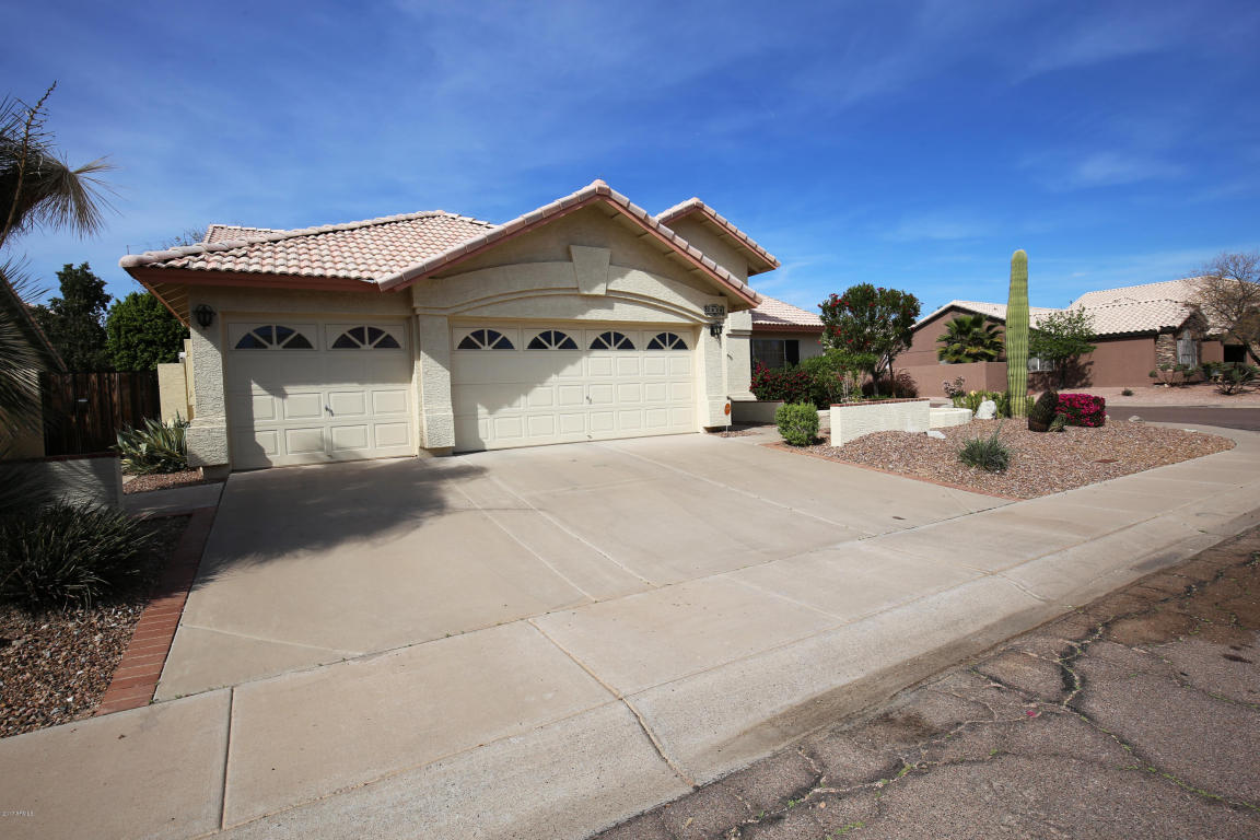 3020 E South Fork Dr, Phoenix, AZ 85048 photo 5