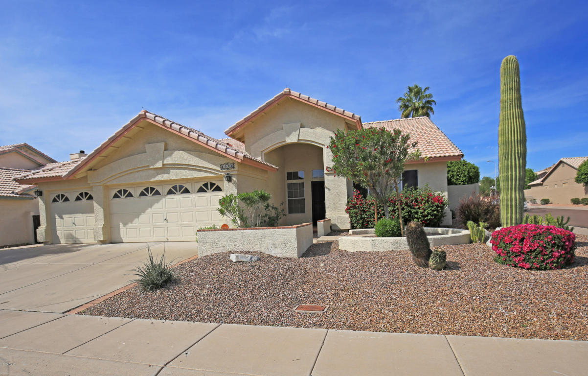 3020 E South Fork Dr, Phoenix, AZ 85048 photo 4