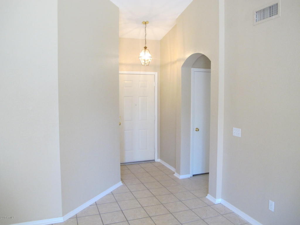 3419 E Oraibi Dr, Phoenix, AZ 85050 photo 8