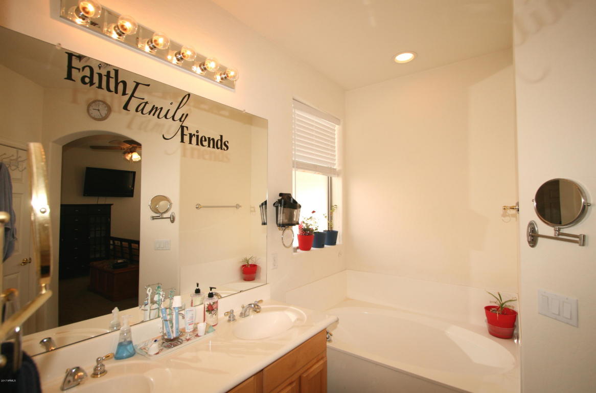 2715 E Carson Rd, Phoenix, AZ 85042 photo 15