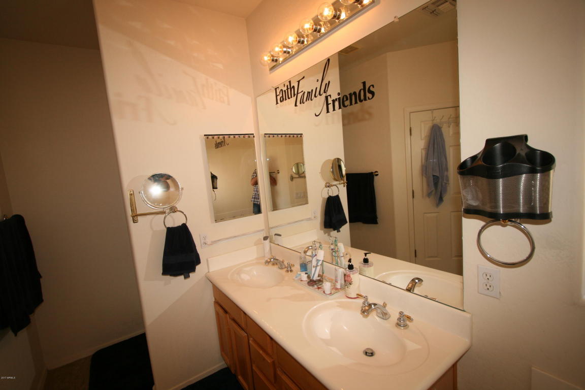 2715 E Carson Rd, Phoenix, AZ 85042 photo 17