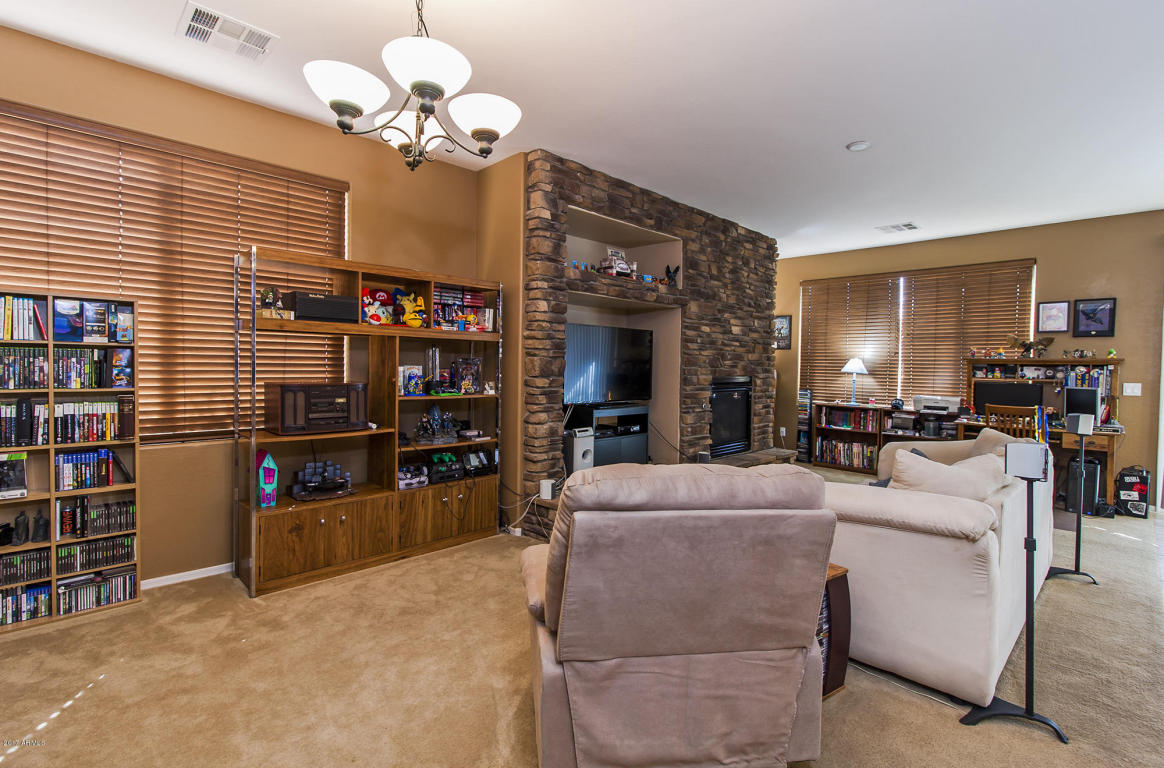 2597 E Megan St, Gilbert, AZ 85295 photo 4