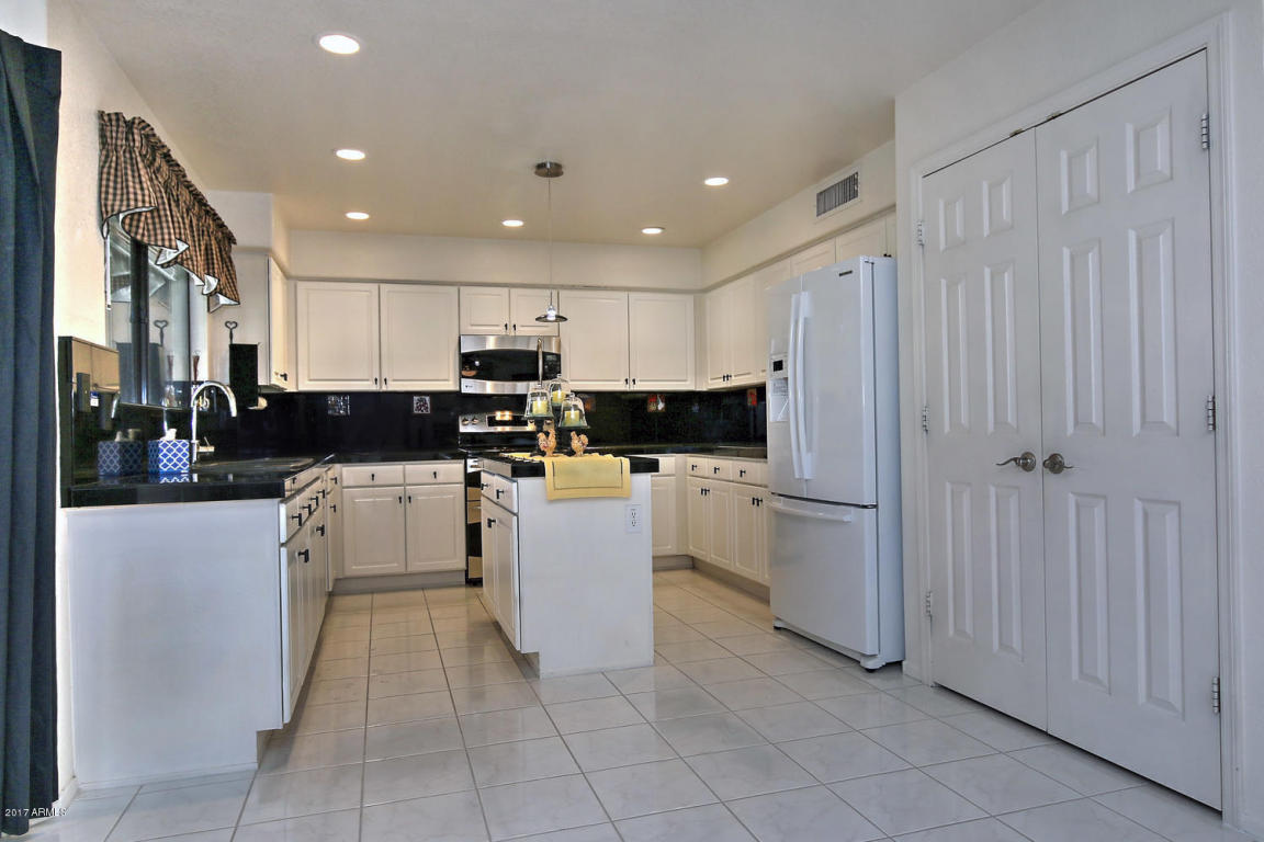 2040 E Parkside Ln, Phoenix, AZ 85024 photo 12