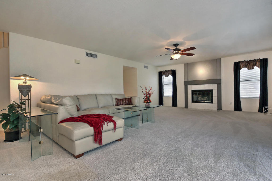 2040 E Parkside Ln, Phoenix, AZ 85024 photo 7
