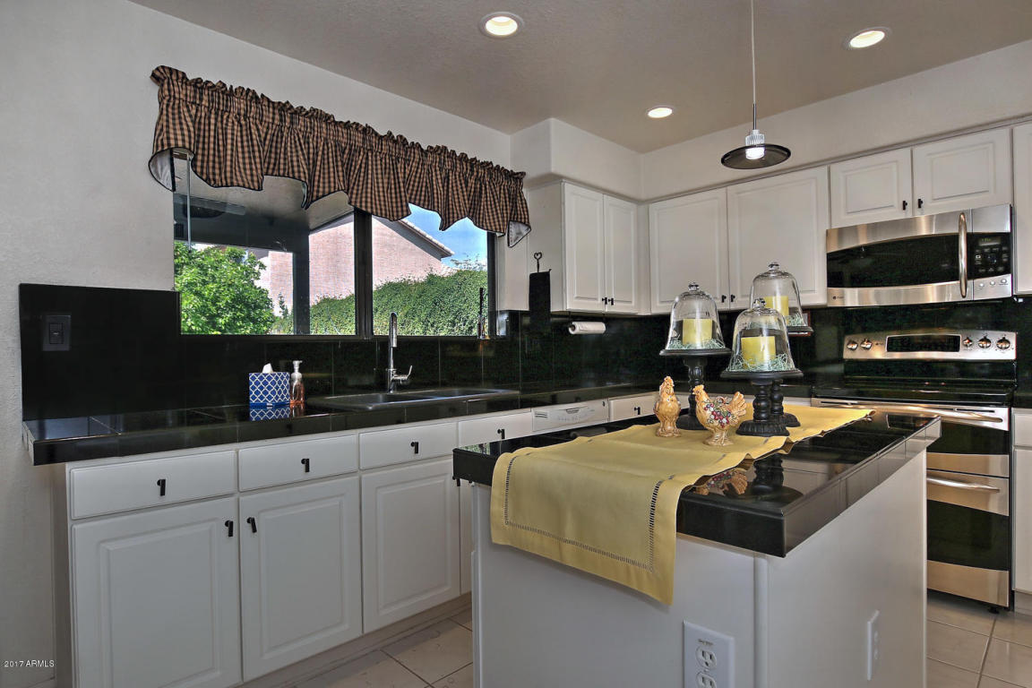 2040 E Parkside Ln, Phoenix, AZ 85024 photo 11