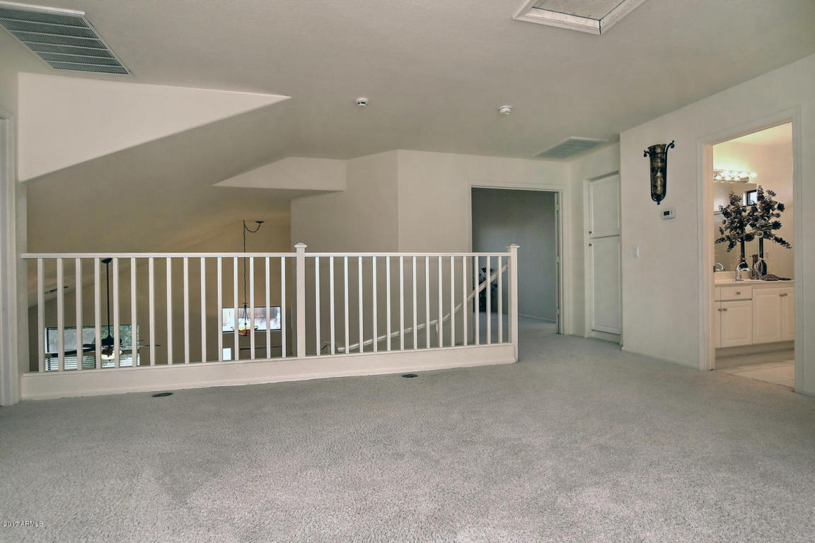 2040 E Parkside Ln, Phoenix, AZ 85024 photo 15