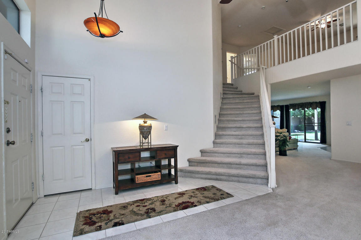 2040 E Parkside Ln, Phoenix, AZ 85024 photo 3