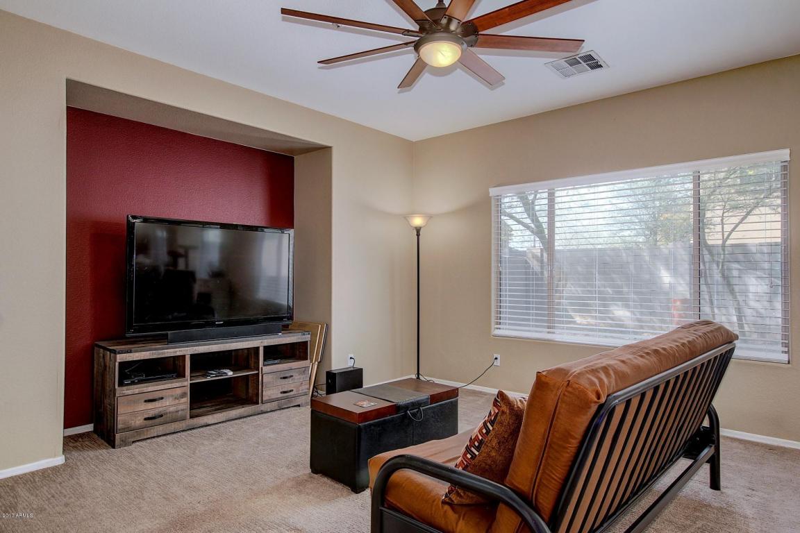 1490 Elgin St, Gilbert, AZ 85295 photo 4