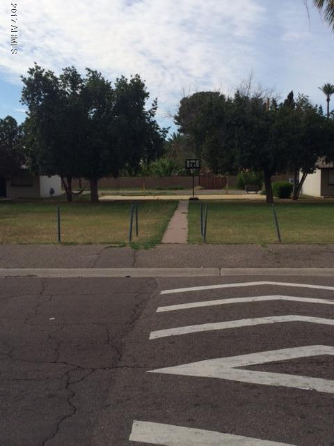 2433 E Clarendon Ave, Phoenix, AZ 85016 photo 6