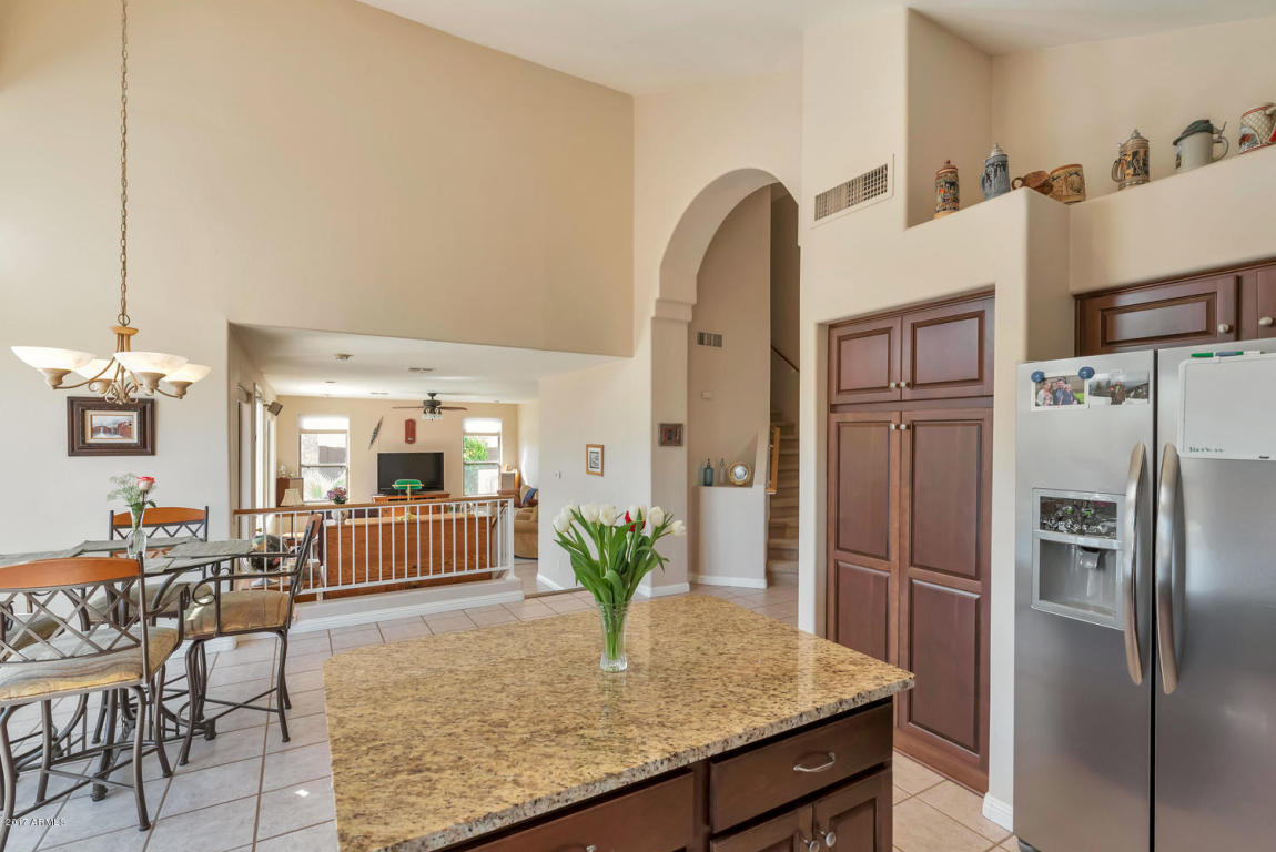 1455 S Cholla St, Gilbert, AZ 85233 photo 3