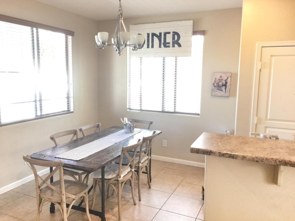 1667 Elgin St, Gilbert, AZ 85295 photo 1