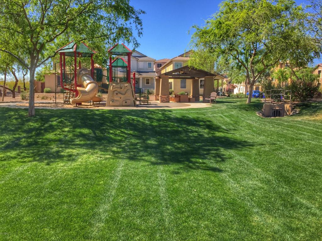 1667 Elgin St, Gilbert, AZ 85295 photo 17
