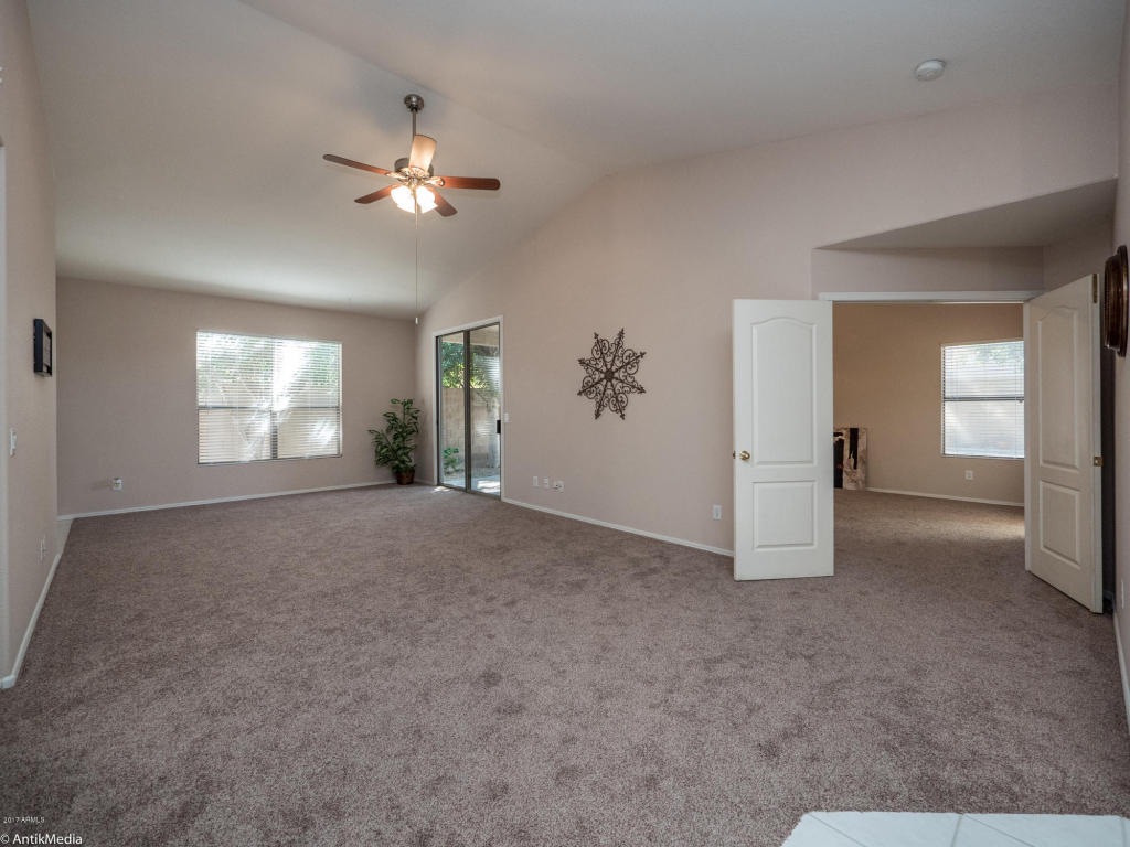 553 E Cathy Dr, Gilbert, AZ 85296 photo 6
