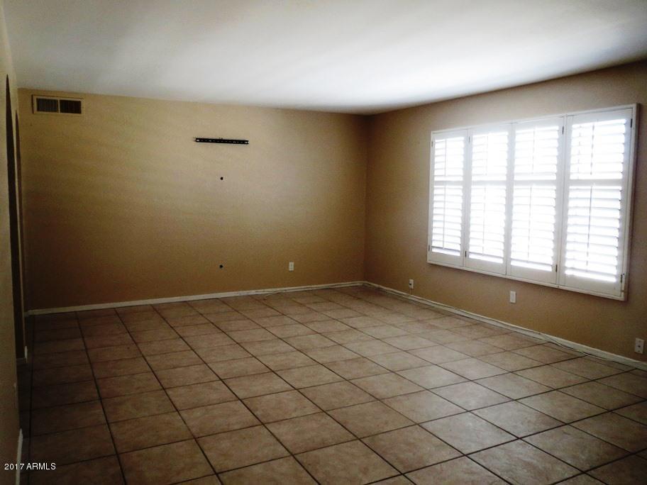 2637 E Marilyn Rd, Phoenix, AZ 85032 photo 3
