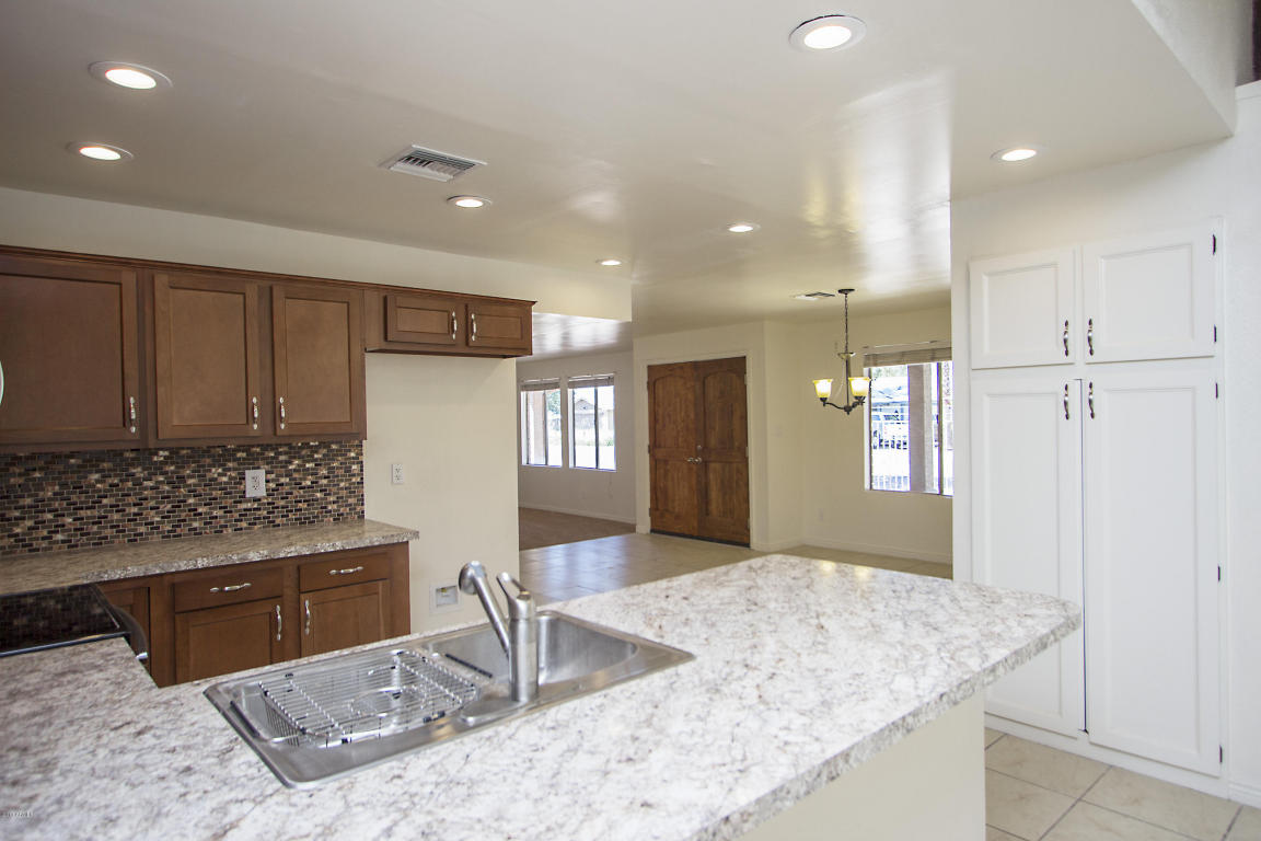4115 N 85th Dr, Phoenix, AZ 85037 photo 6