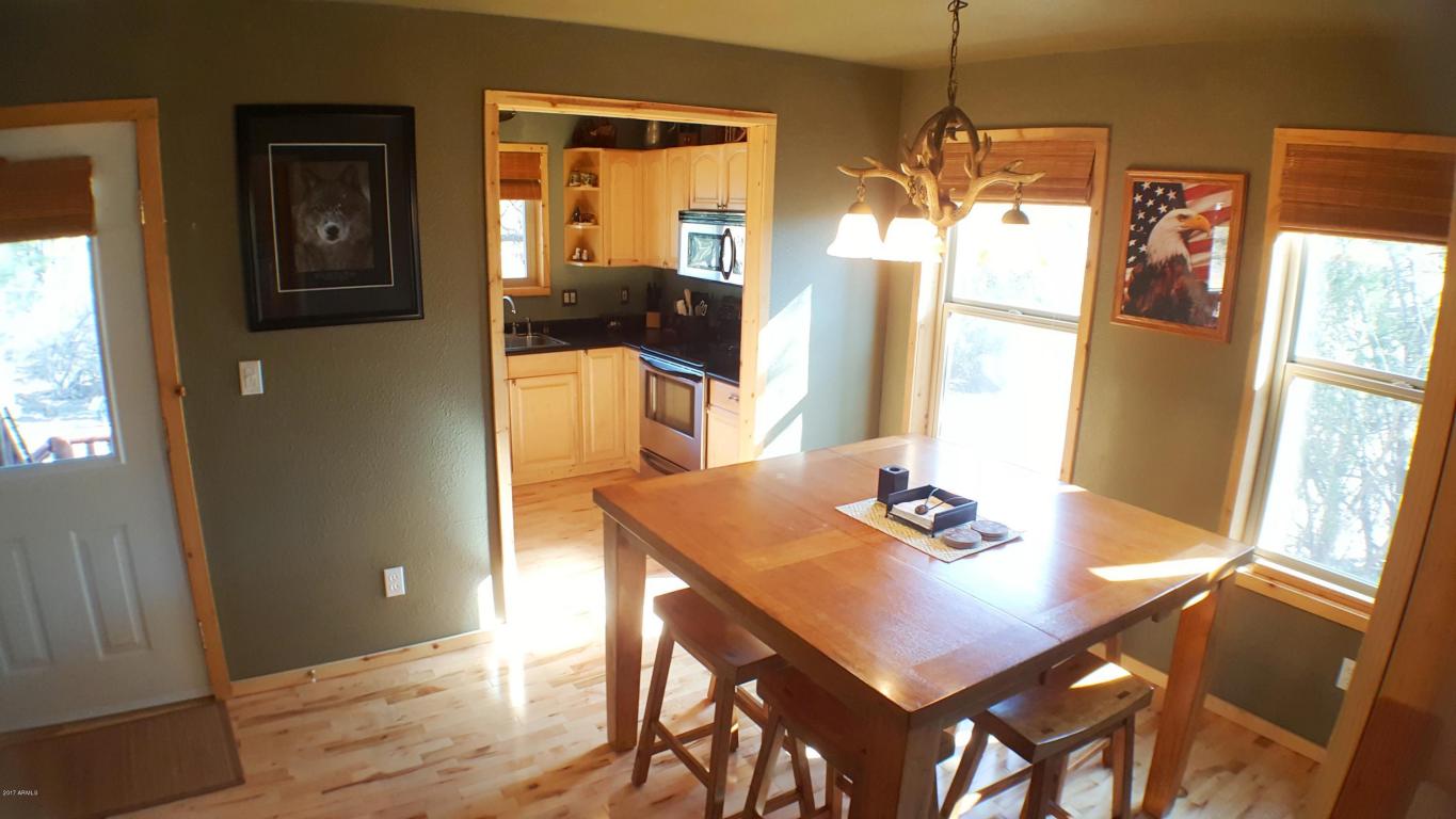 1901 Pine Dr, Overgaard, AZ 85933 photo 11