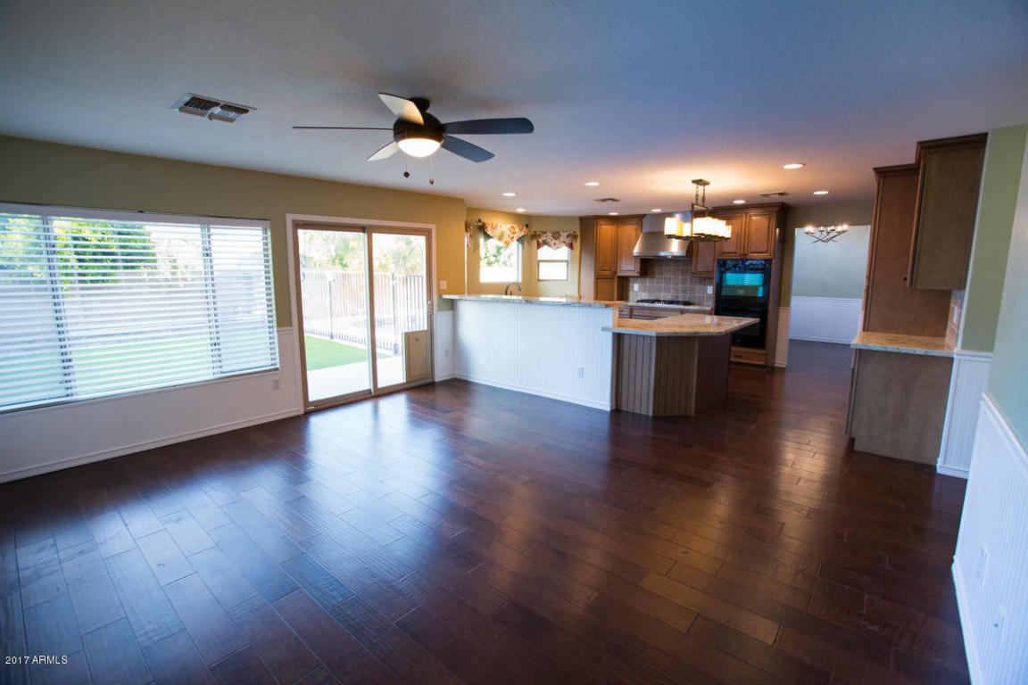 592 E Jasper Dr, Gilbert, AZ 85296 photo 17