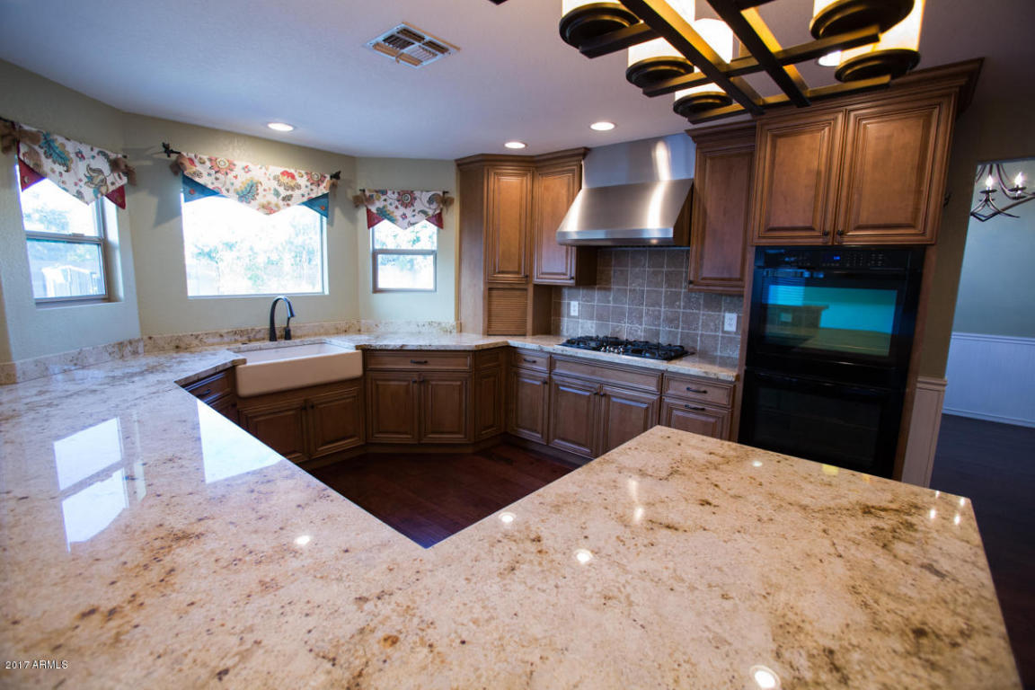 592 E Jasper Dr, Gilbert, AZ 85296 photo 12