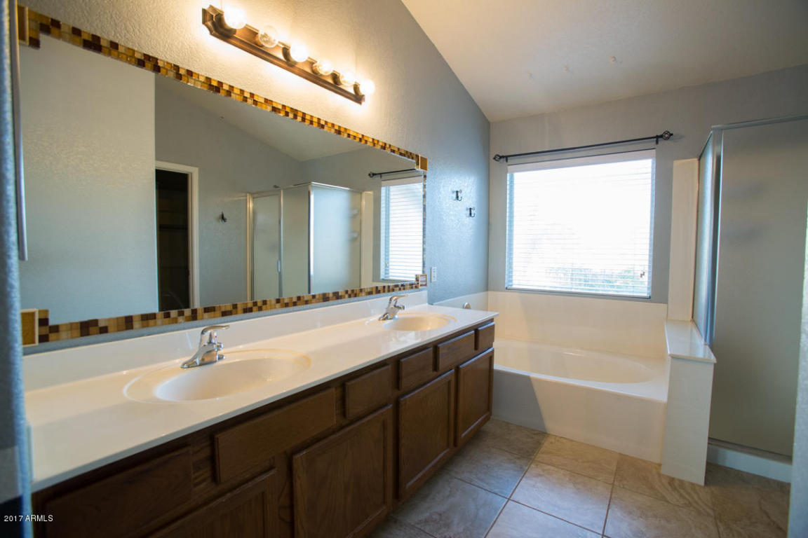 592 E Jasper Dr, Gilbert, AZ 85296 photo 31