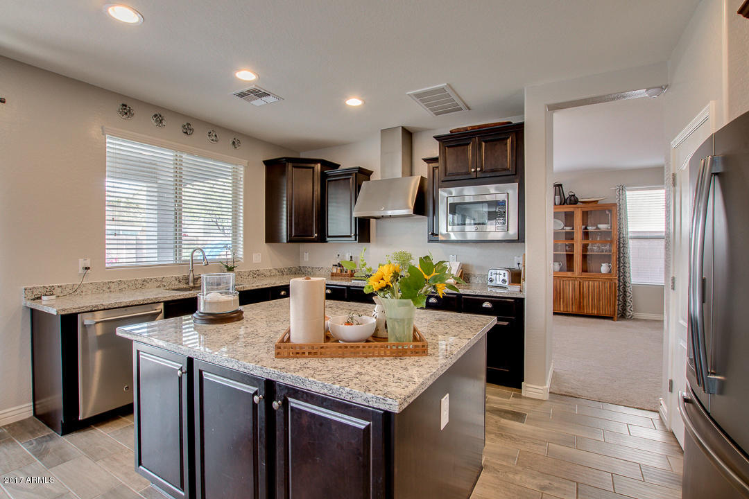 2202 E Galileo Dr, Gilbert, AZ 85298 photo 9