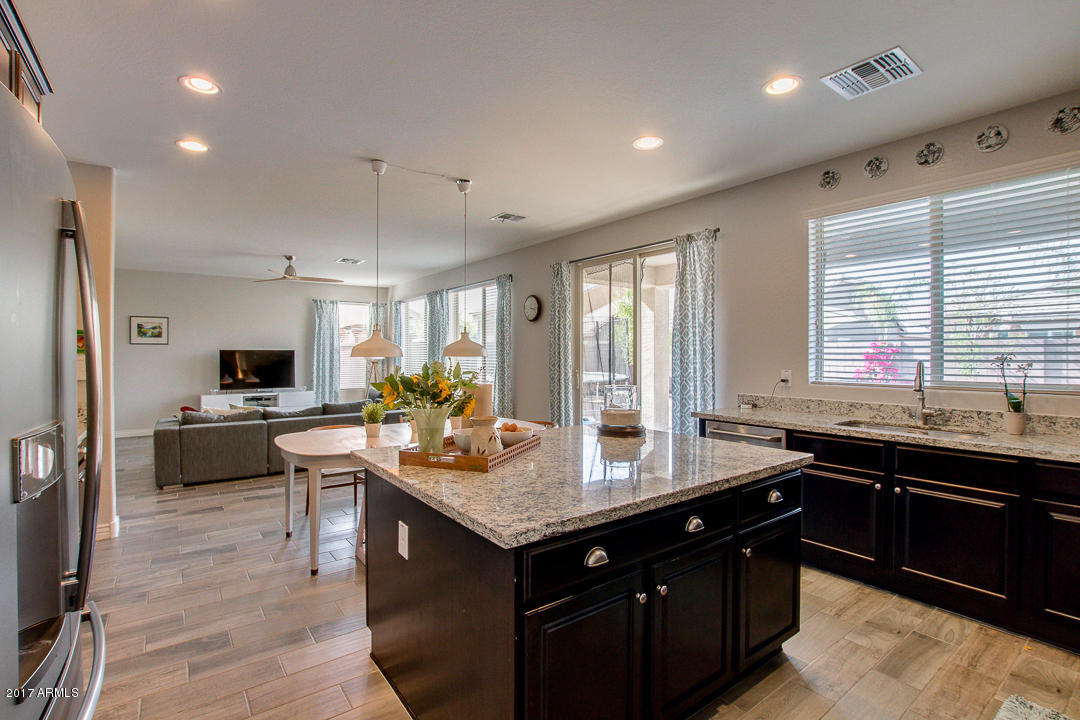 2202 E Galileo Dr, Gilbert, AZ 85298 photo 12