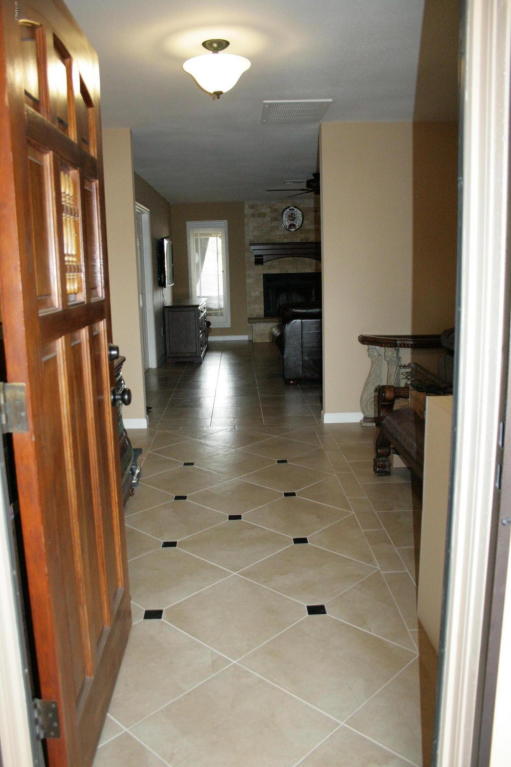 4423 E Beck Ln, Phoenix, AZ 85032 photo 2