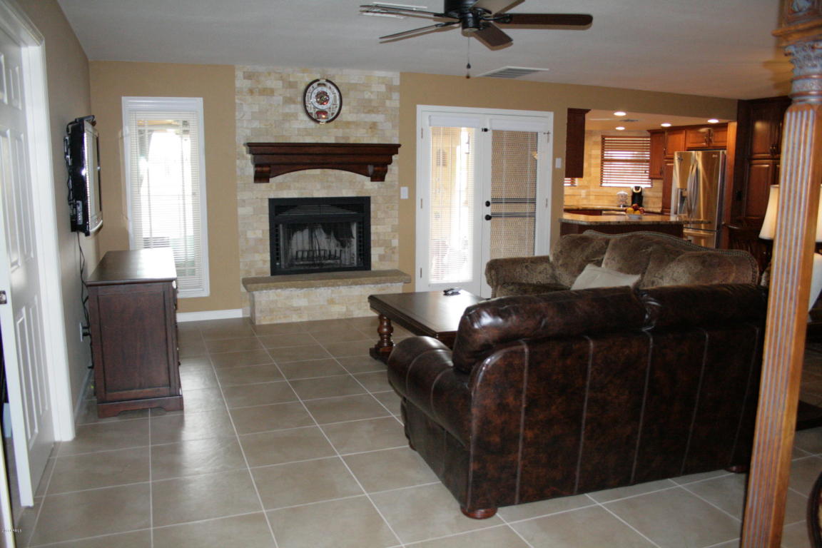 4423 E Beck Ln, Phoenix, AZ 85032 photo 3