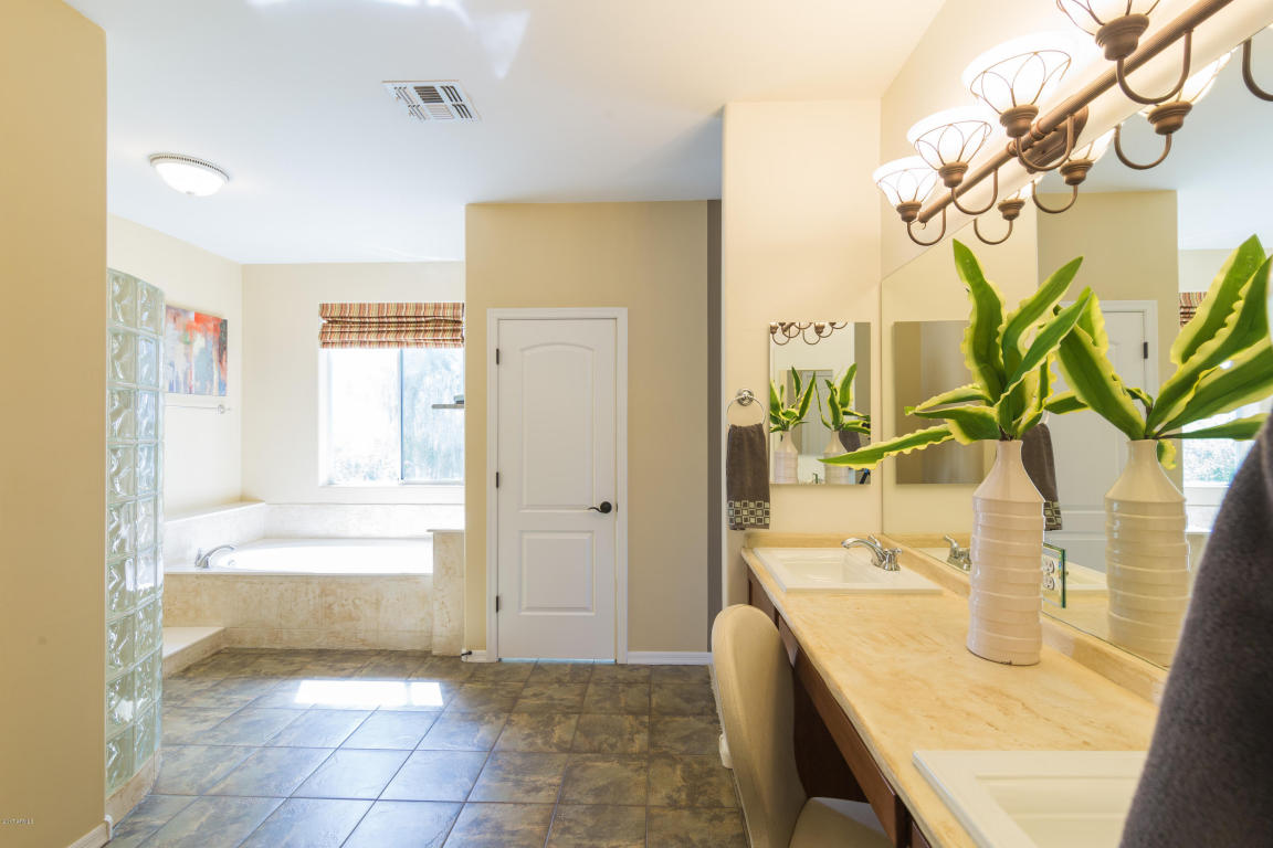 1750 E Ocotillo Rd #14, Phoenix, AZ 85016 photo 12
