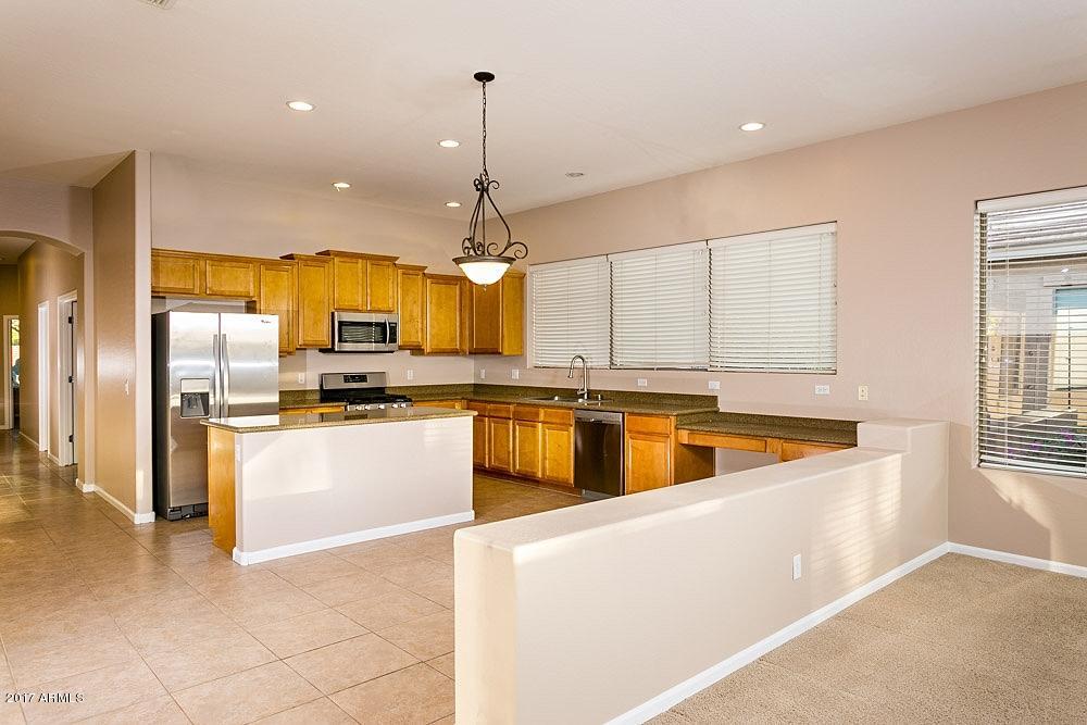 6732 S Crestview Dr, Gilbert, AZ 85298 photo 6