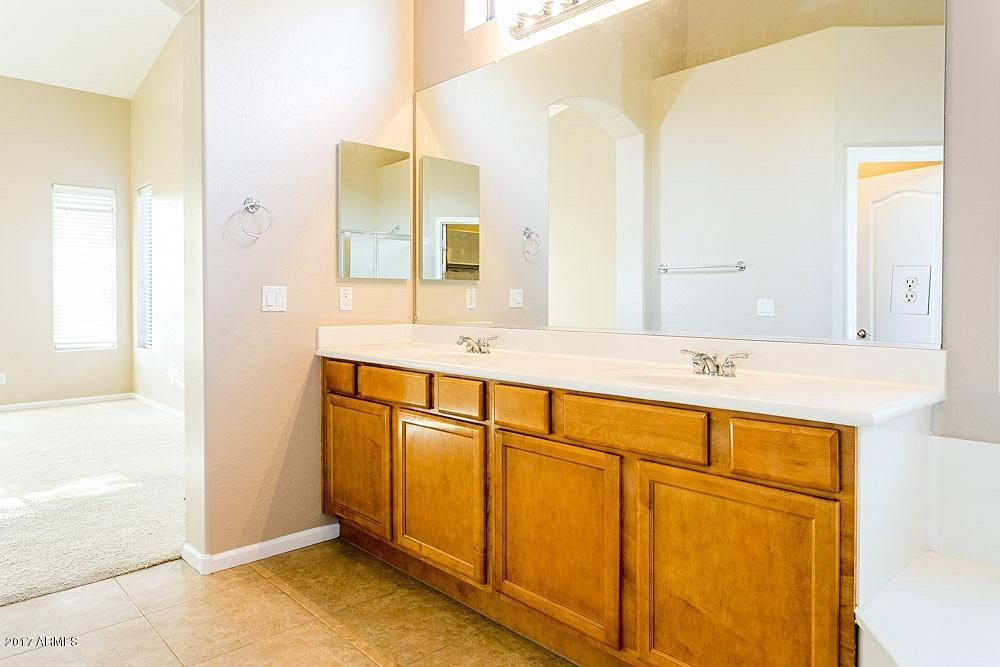 6732 S Crestview Dr, Gilbert, AZ 85298 photo 12