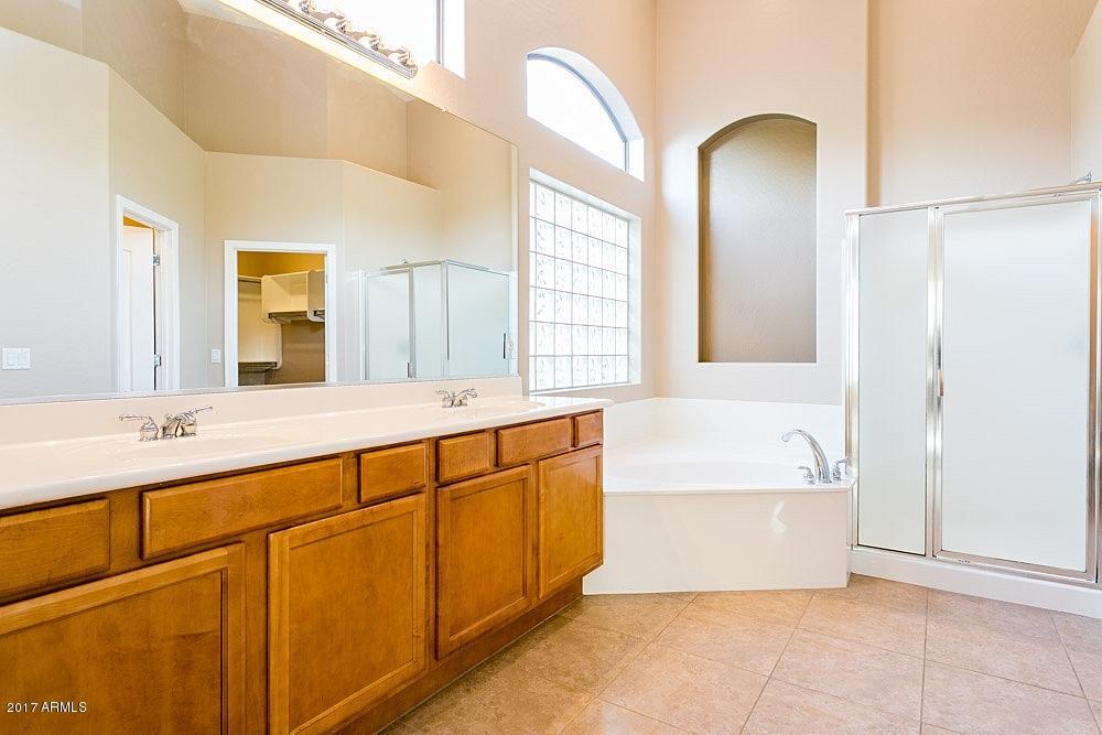 6732 S Crestview Dr, Gilbert, AZ 85298 photo 11