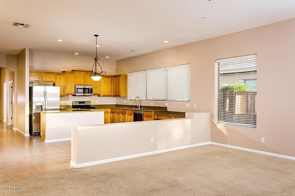 6732 S Crestview Dr, Gilbert, AZ 85298 photo 7