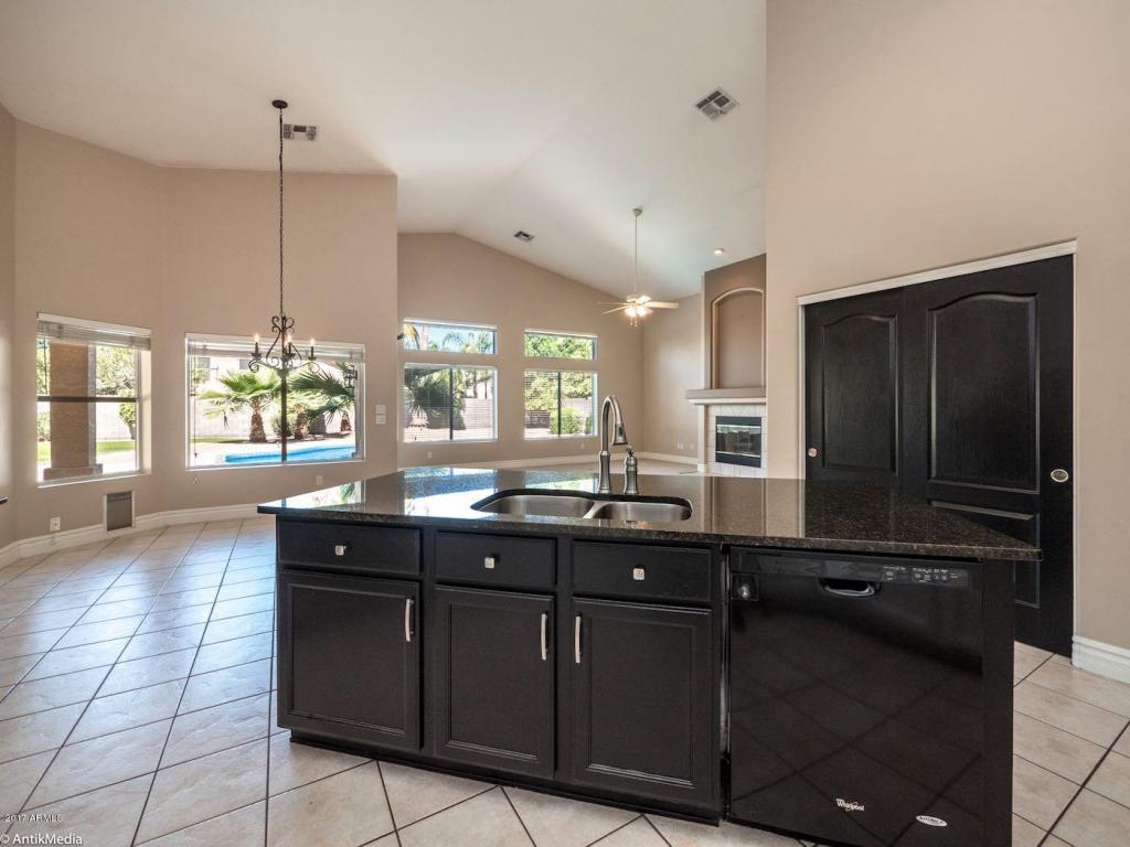 2030 E Marlene Dr, Gilbert, AZ 85296 photo 17
