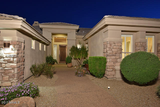 5457 E Herrera Dr, Phoenix, AZ 85054 photo 4