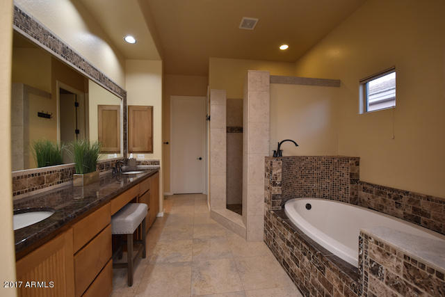 5457 E Herrera Dr, Phoenix, AZ 85054 photo 28