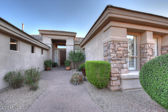5457 E Herrera Dr, Phoenix, AZ 85054 photo 3