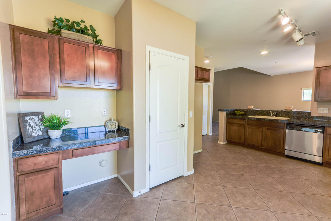5228 E Carol Ave, Mesa, AZ 85206 photo 11