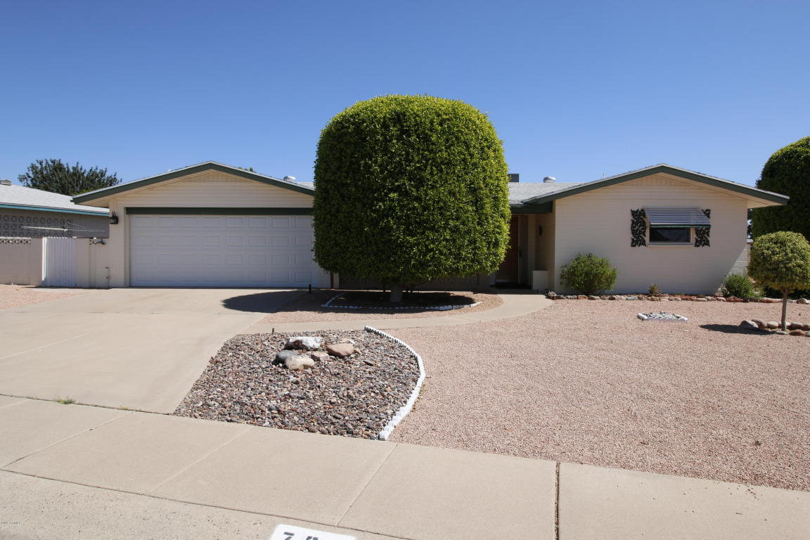 723 N 59th Pl, Mesa, AZ 85205 photo 1