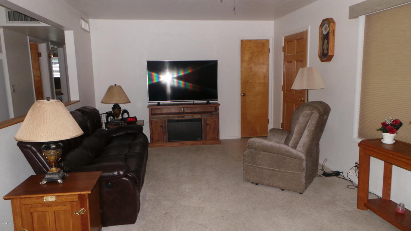 723 N 59th Pl, Mesa, AZ 85205 photo 6