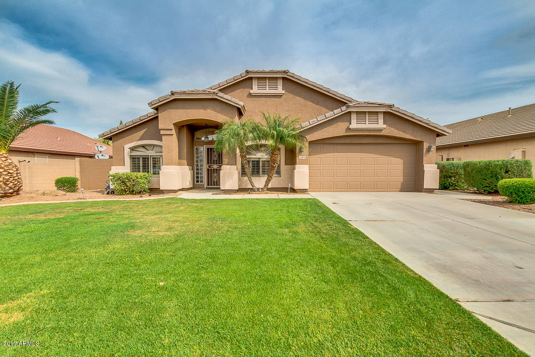 3918 E Simpson Rd, Gilbert, AZ 85297 photo 1