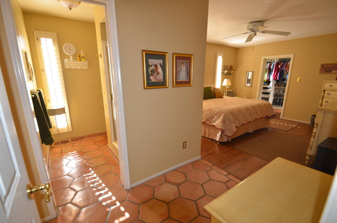 2410 E Cheryl Dr, Phoenix, AZ 85028 photo 32