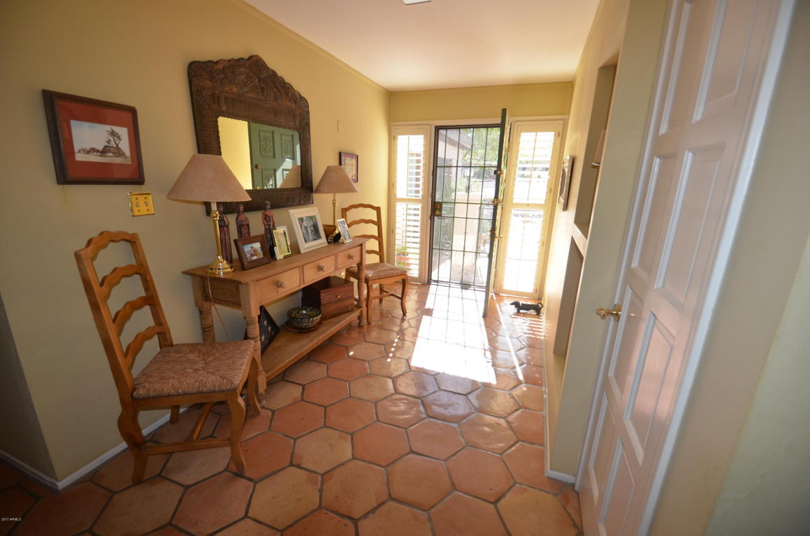2410 E Cheryl Dr, Phoenix, AZ 85028 photo 10