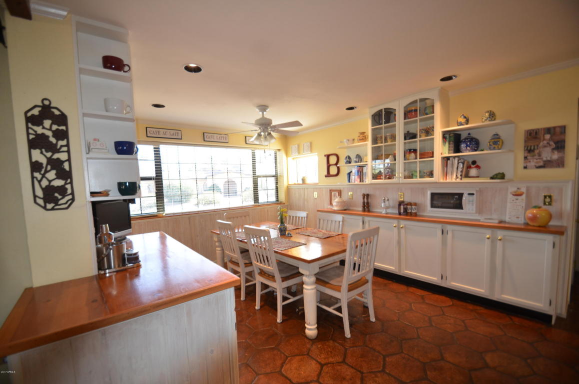 2410 E Cheryl Dr, Phoenix, AZ 85028 photo 12