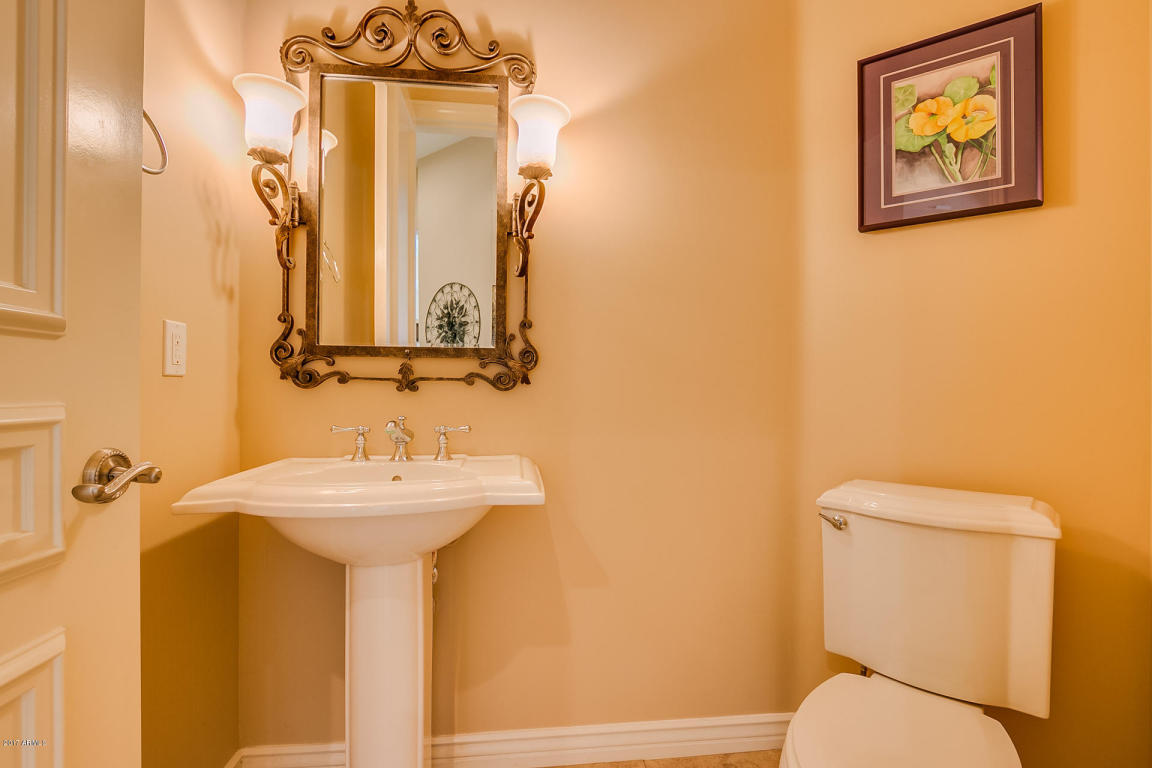1158 E Melody Ct, Gilbert, AZ 85234 photo 9