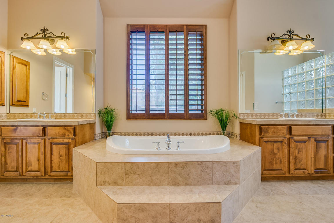 1158 E Melody Ct, Gilbert, AZ 85234 photo 7