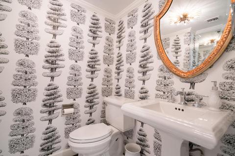 116 W Orangewood Ave, Phoenix, AZ 85021 photo 10