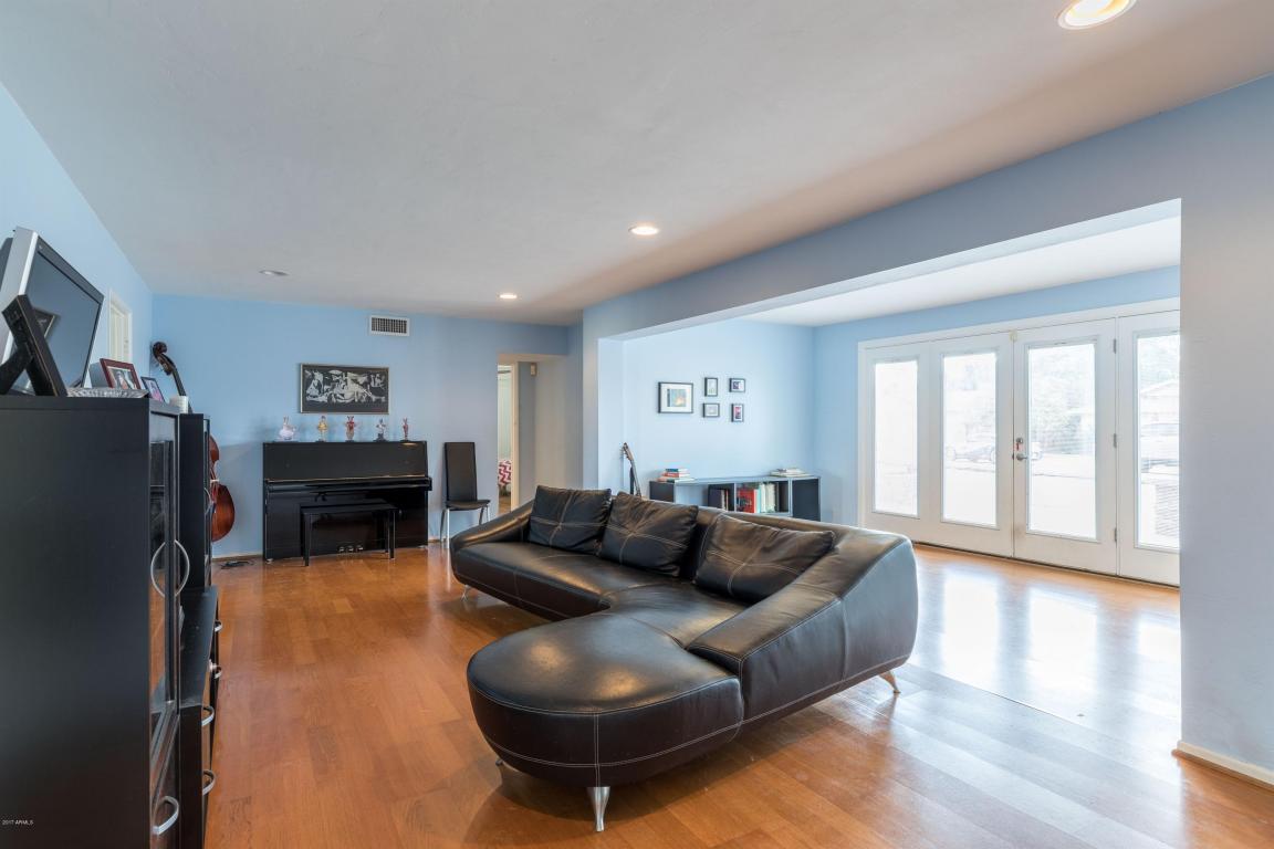 4720 E Clarendon Ave, Phoenix, AZ 85018 photo 8