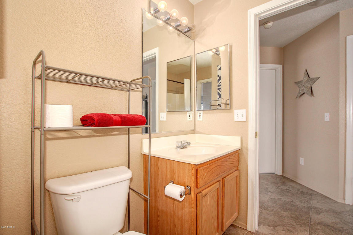 1006 E Beth Dr, Phoenix, AZ 85042 photo 11