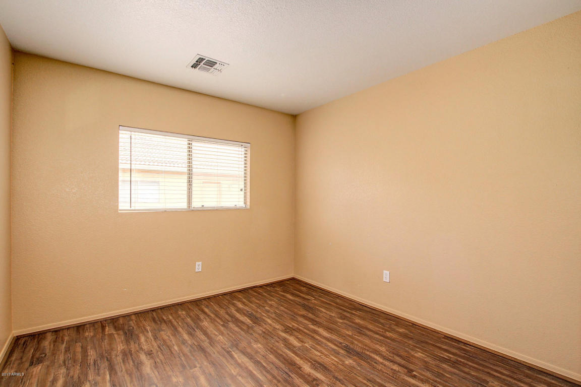 1006 E Beth Dr, Phoenix, AZ 85042 photo 9
